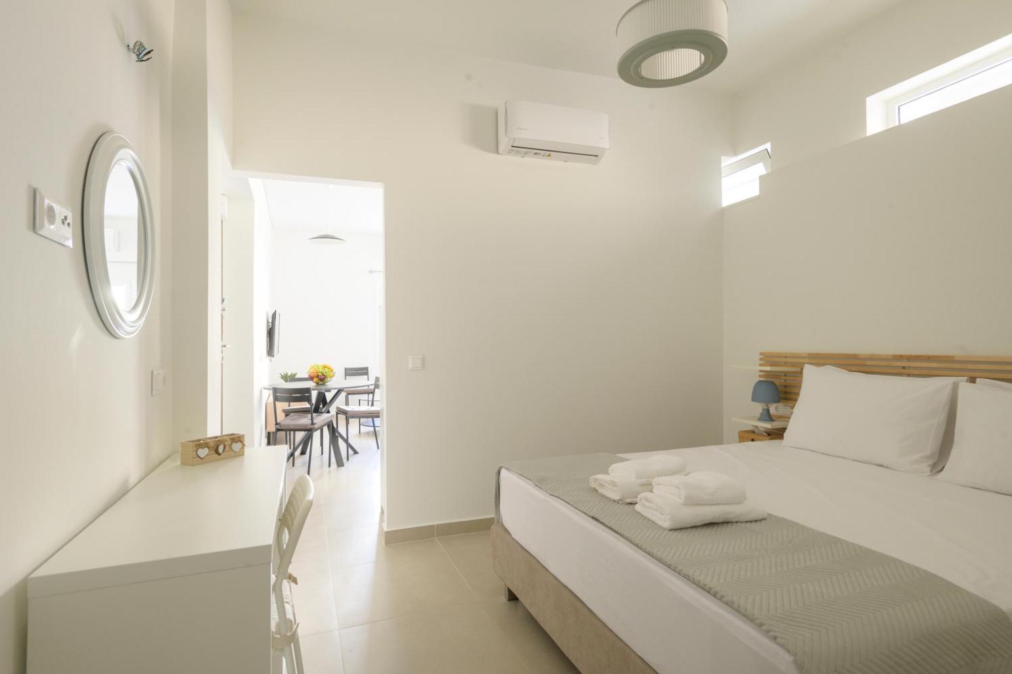 Pylos Apartments מראה חיצוני תמונה
